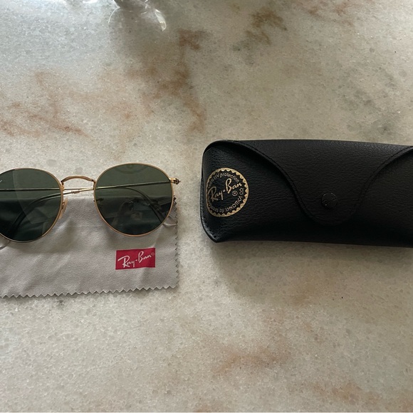 Ray-Ban Gold Frame Green Lens Round Sunglasses main image 2